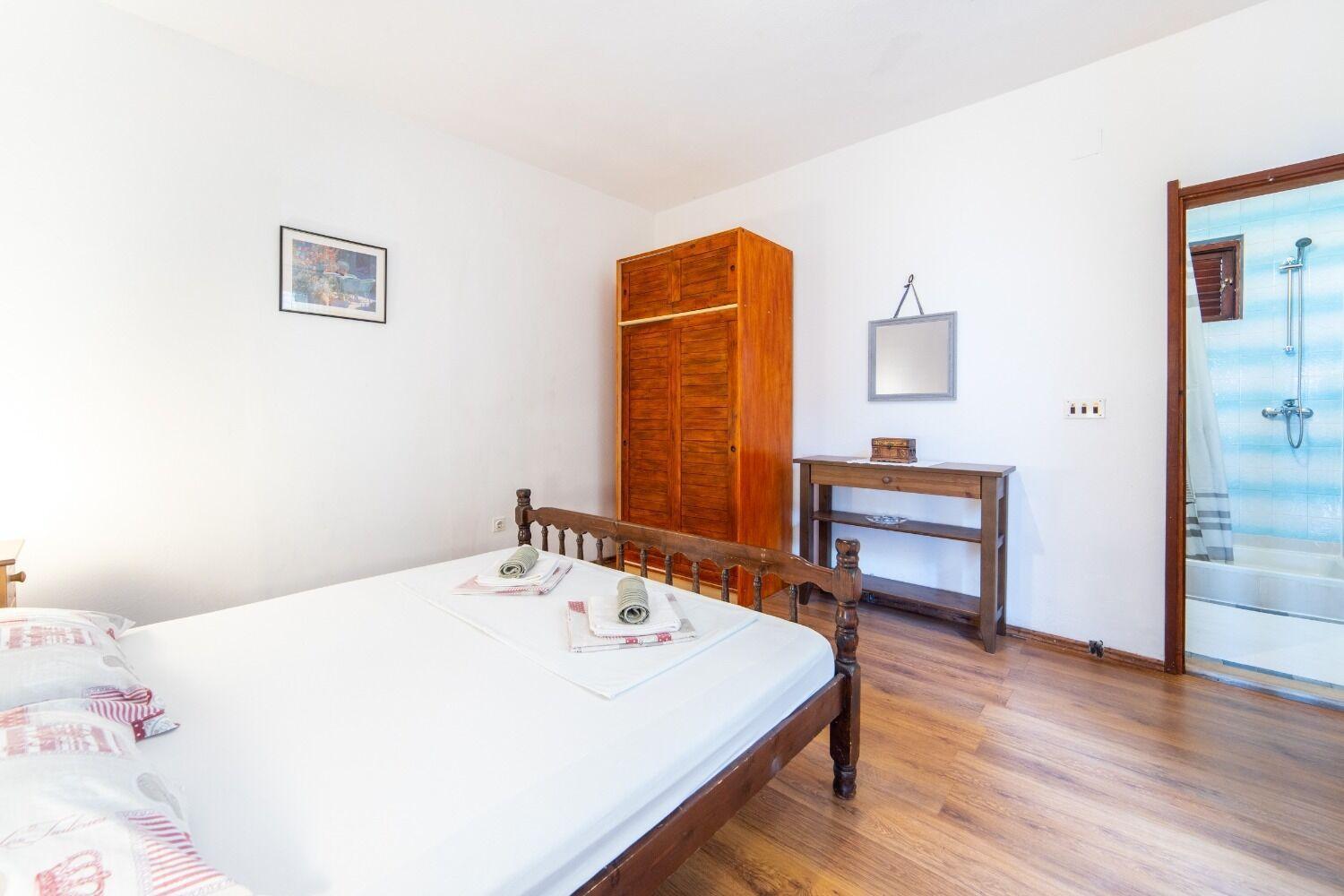 Apartments More Брист Екстериор снимка