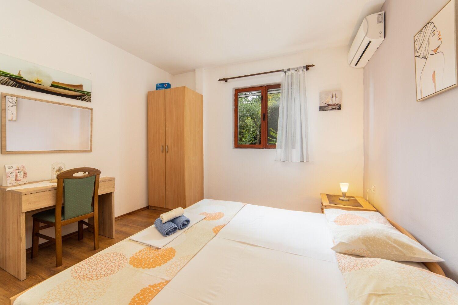 Apartments More Брист Екстериор снимка